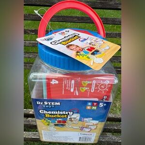 Dr. Stem Toys Chemistry Bucket NWT